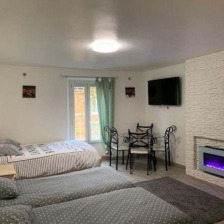 Apartmán Formidable Studio Au Coeur Historique De Fréjus Exteriér fotografie