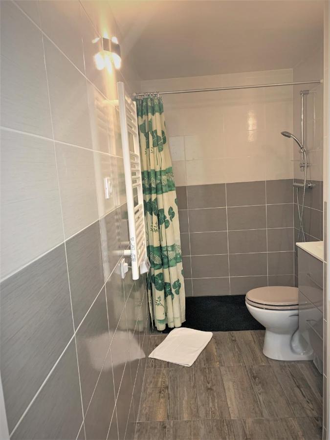 Apartmán Formidable Studio Au Coeur Historique De Fréjus Exteriér fotografie