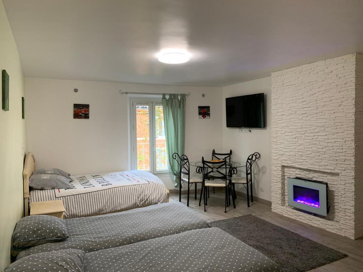 Apartmán Formidable Studio Au Coeur Historique De Fréjus Exteriér fotografie